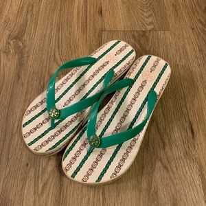 Tory Burch Gemini Link Flip Flop green
